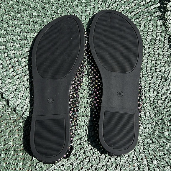 New size 40 women’s Rhinestone mesh sock shoes. Fits size 8.5-9 medium. - Picture 5 of 7